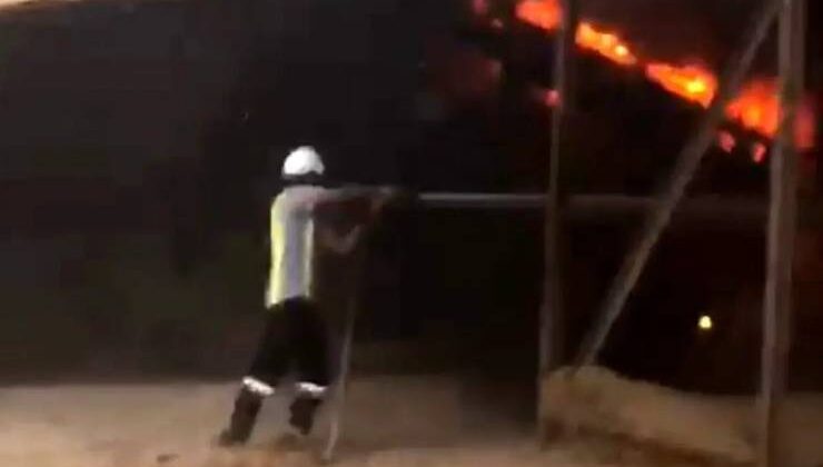Adana’da Tarımsal Atık Enerji Fabrikasındaki Yangın Hızlı Müdahale ile Söndürüldü