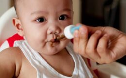 Bebeklik Döneminde Gerekli Vitaminler