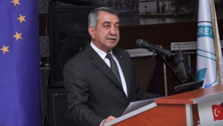 Ceyhan Ticaret Odasının Kırtasiye desteği 400 öğrenciye ulaştı