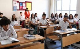 Eğitimde Reform Maskesiyle Gerçek: Tasfiye, Ayrıştırma ve Sessiz Bir Çöküş