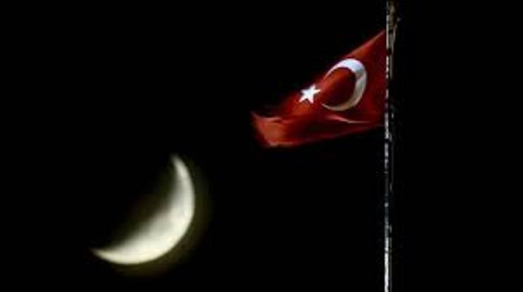 Uyandır Beni Anne