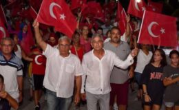 “Özgür Özel’in Yurt Dışı Mitingi: Eleştirmek mi, Şikâyet mi?”