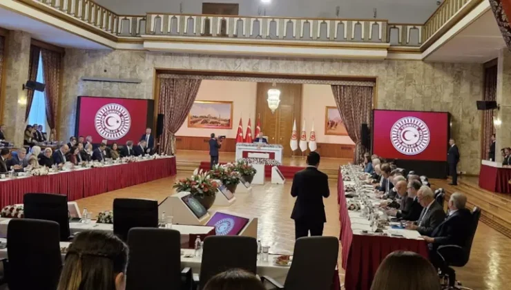 DEM Parti’den CHP’nin kararına ilk tepki