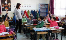 MEB’den uyarı: Bu işlemi yapmayan öğretmenlerin maaşından kesilecek