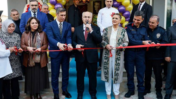 Vali Köşger Gastronomi Sultanları Üretim Ve İşletme Kooperatifi Hizmet Ofisinin Açılışını Yaptı