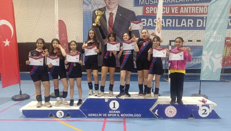 Kozan’ın Sultanları Tarih Yazıyor: Lütfiye Ali Şadi Çelik Ortaokulu Adana Şampiyonu!