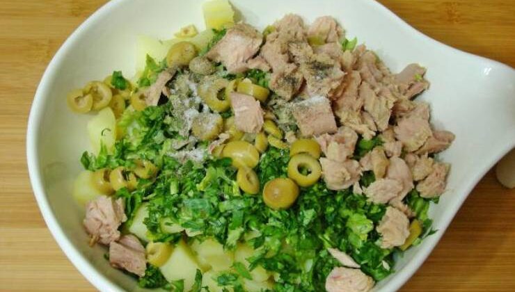 Balıklı Patates Salatası
