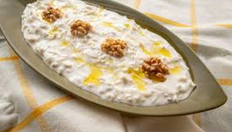 Cevizli Kereviz Salatası