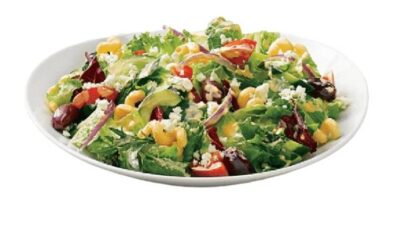 Gurme Restoran Usulü: Özel Soslu Karışık Salata Tarifi