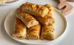 Patatesli Kaşarlı Sodalı Börek