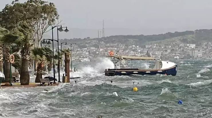 Taşan Deniz mi Yoksa Doğanın Öfkesi mi?