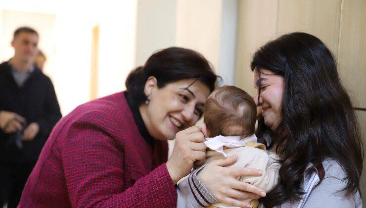 Vali Yavuz’un Eşi Süreyya Yavuz’dan Sevgi Evlerine Ziyaret