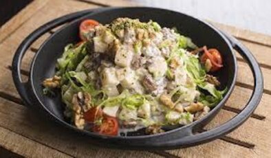 Waldorf salatası