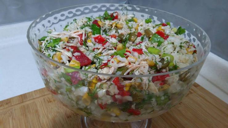 Yumurtalı Pirinç Salatası