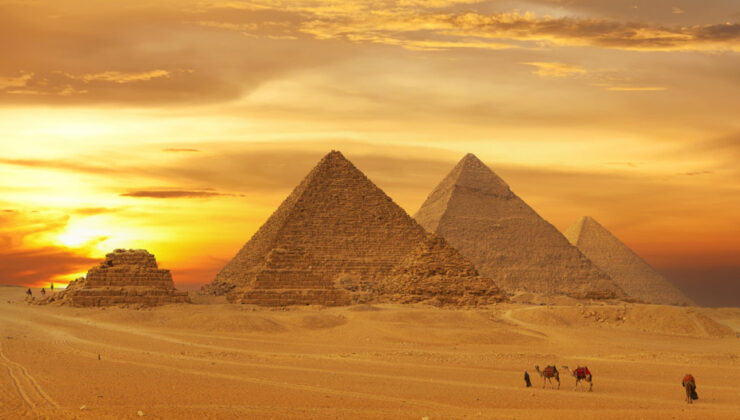 Giza Piramitleri için takvimler baştan mı yazılıyor?
