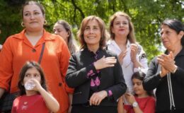 Başkan Oya Tekin’den 8 Mart Mesajı: “Kadınların Eşitlik Çığlığı Hiçbir Duvarı Tanımaz”