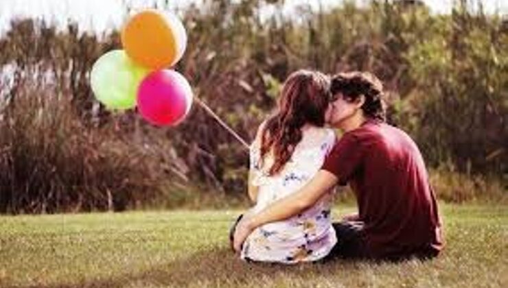 Dürüst İnsanlar Romantik İlişki Yaşıyor