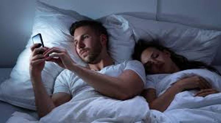 Erkeğin Aldattığı Nasıl Anlaşılır?