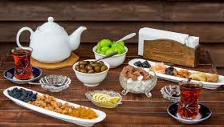 Hangi Kahvaltılıklar Hangi Takımlarla Servis Edilir ?
