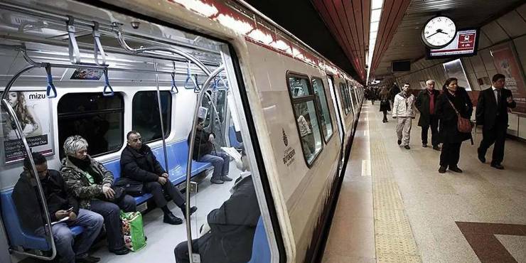 8 Mart Yasak Bilançosu: İstanbul’da Taksim ve Çevresi Yine Abluka Altında