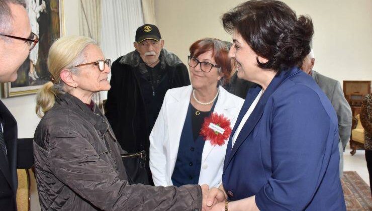 Süreyya Yavuz Huzurevini Ziyaret Etti