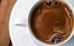 Türk kahvesinin faydalarına bakın!