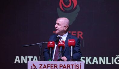 “Vatandaşlığı değiştirenler vatanı değiştirmeye hazırlanıyor demektir, buna izin vermeyiz”