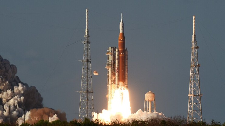 Artemis II mürettebatı Ay’ın etki alanına girdi
