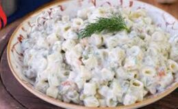 Makarna Salatası