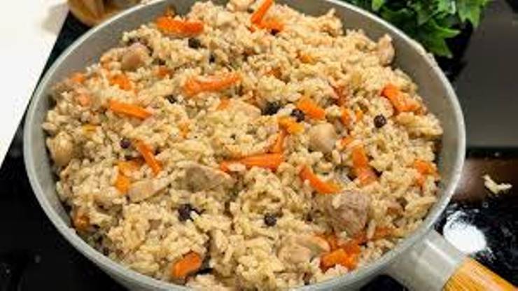 Tavuklu Özbek Pilavı