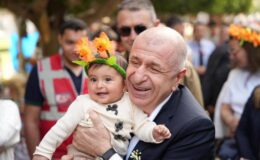 Ümit Özdağ Adana’da Festival Coşkusuna Ortak Oldu: Merkez Park’ta Sevgi Seli!