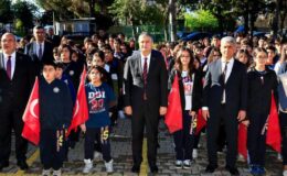 Vali Mustafa Yavuz DSİ Baraj Ortaokulunda Öğrencilerle Bir Araya Geldi