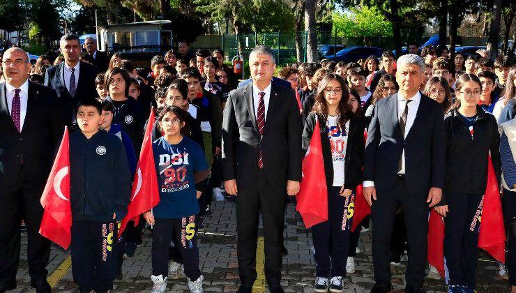 Vali Mustafa Yavuz DSİ Baraj Ortaokulunda Öğrencilerle Bir Araya Geldi