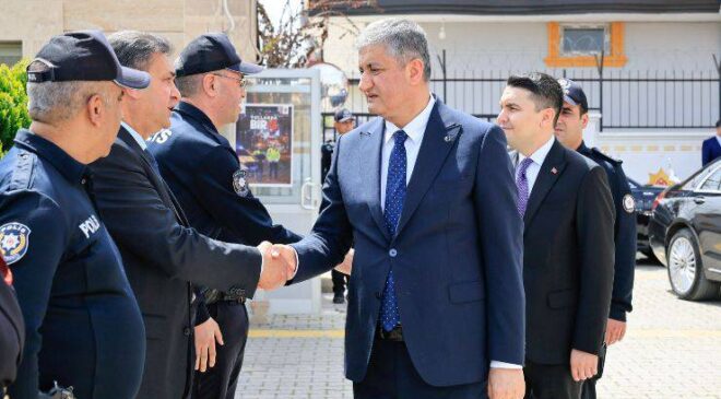 Vali Mustafa Yavuz İmamoğlu İlçesinde Yürütülen Güvenlik Çalışmalarıyla İlgili Bilgi Aldı