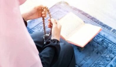 Namaz İçinde Okunan Tespihatlar