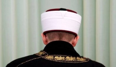 Namaz kıldıktan sonra aynı namaz için imamlık
