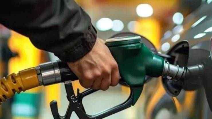 Petrolde tansiyon düştü, akaryakıtta büyük indirim kapıda!