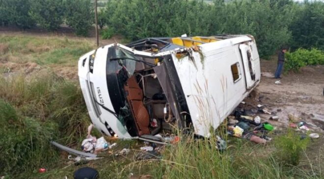 Isparta’da Tur Otobüsü Devrildi 4 Ölü, 15 Yaralı