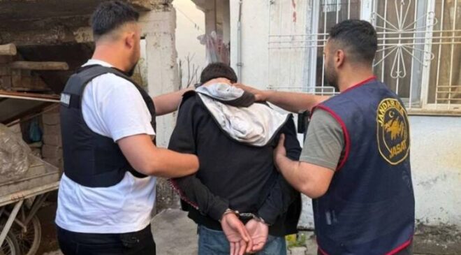 “Şapkalılar” Çetesine Şok Operasyon! Aralarında Avukatlar da Var!
