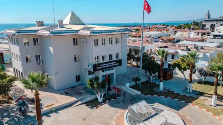 Yerel Yönetimde Şafak Baskını: Belediye Başkan Yardımcısı Şehir Dışında Yakalandı