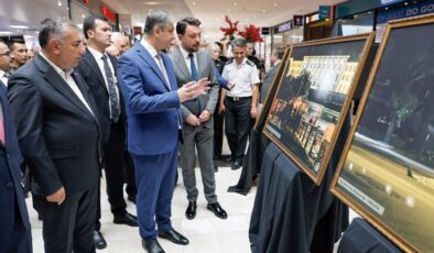 Adana’da 15 Temmuz Coşkusu: 10. Yıl Fotoğraf Sergisi Kapılarını Açtı!