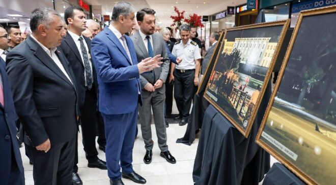 Adana’da 15 Temmuz Coşkusu: 10. Yıl Fotoğraf Sergisi Kapılarını Açtı!