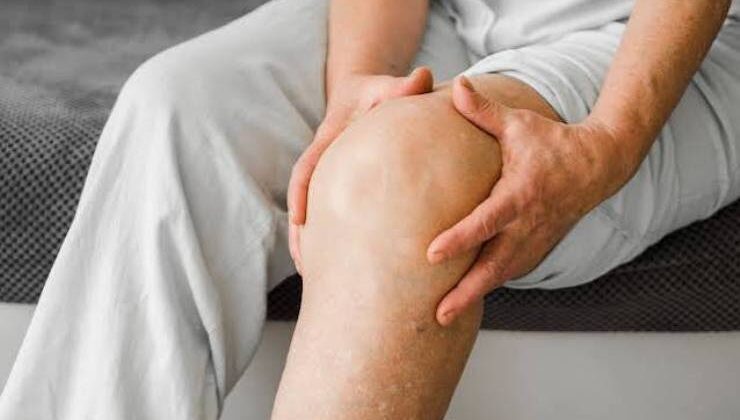Derin Ven Trombozu (DVT) Nedir? Belirtileri, Riskleri ve Tedavisi