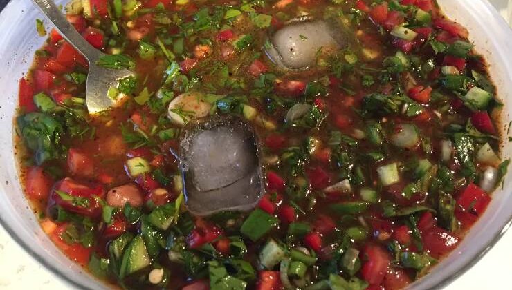 Çukurova Mutfak Kültürünün Mirası: Geleneksel Avrat Salatası Tarifi