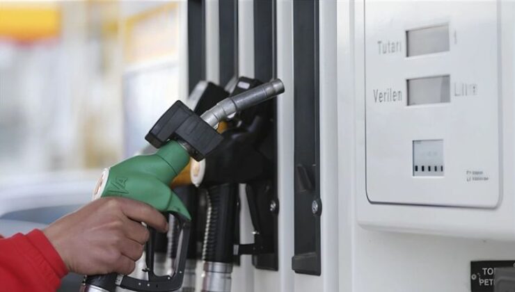 İndirim Beklenirken Benzine Büyük Zam Kapıda!