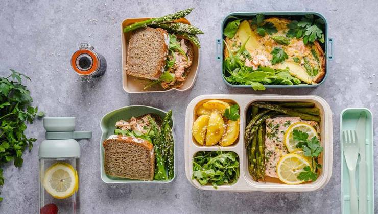 Öğle Yemek Listeleri Nasıl Hazırlanır? Menü Oluşturma Rehberi
