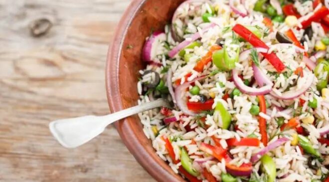Pratik Pirinç Salatası Tarifi