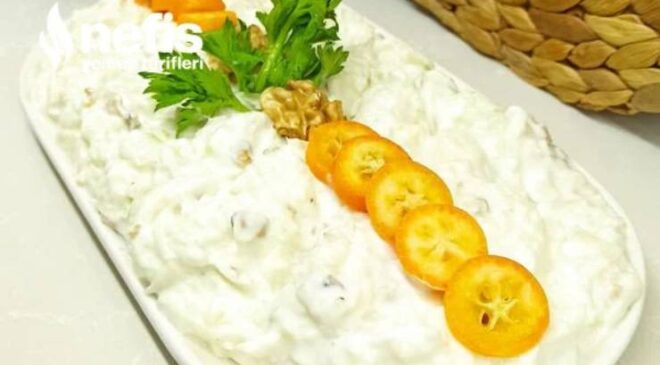 Çıtır ve Aromatik: Tarhunlu Mantar ve Kereviz Sapı Salatası Tarifi