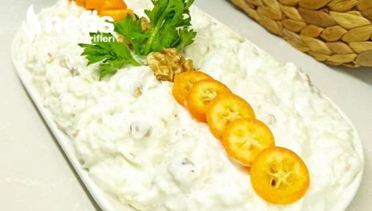 Çıtır ve Aromatik: Tarhunlu Mantar ve Kereviz Sapı Salatası Tarifi