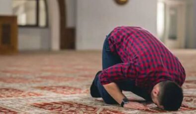 Tesbih Namazı Nasıl Kılınır? Diyanet’e Göre Adım Adım Kılınışı